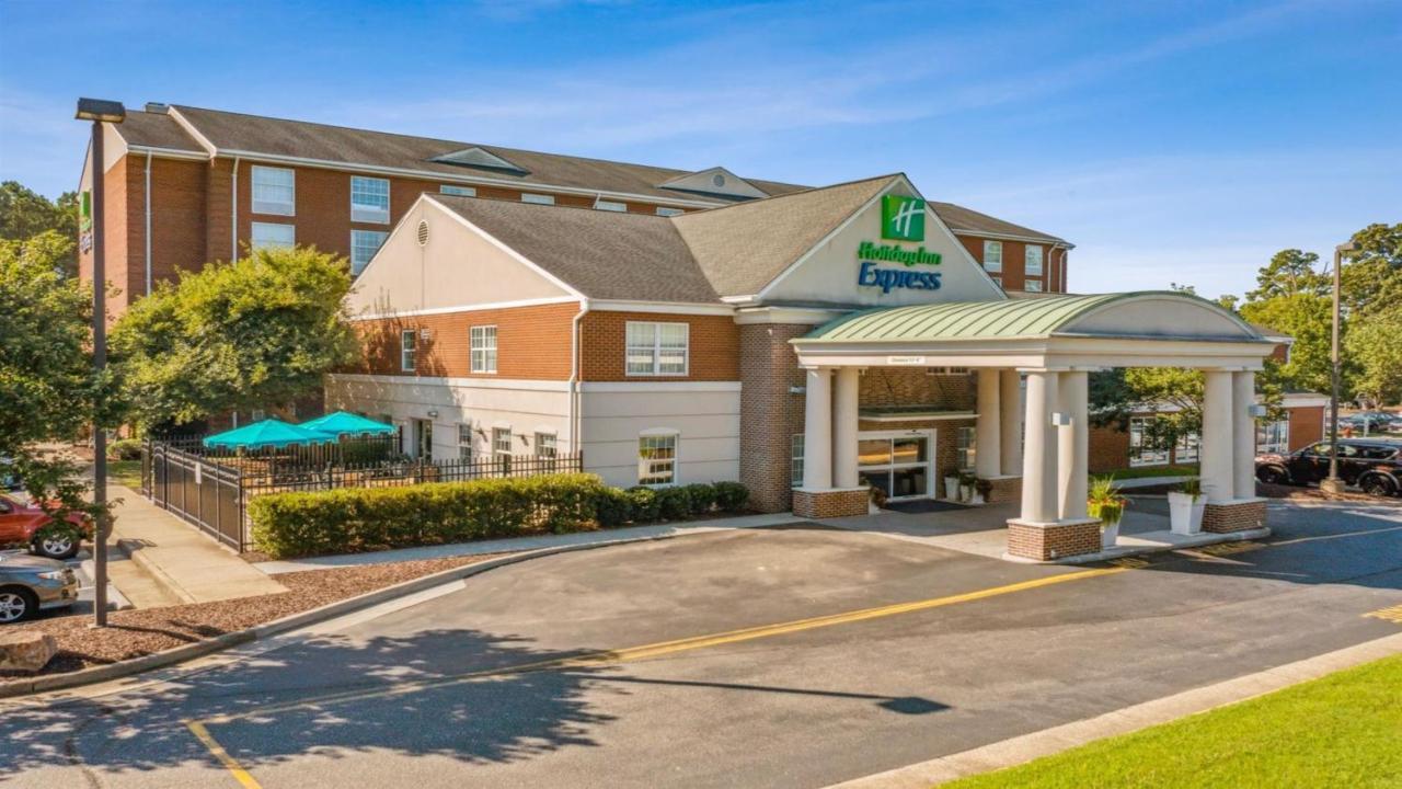 Holiday Inn Express Williamsburg North, An Ihg Hotel Bagian luar foto