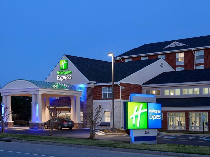 Holiday Inn Express Williamsburg North, An Ihg Hotel Bagian luar foto