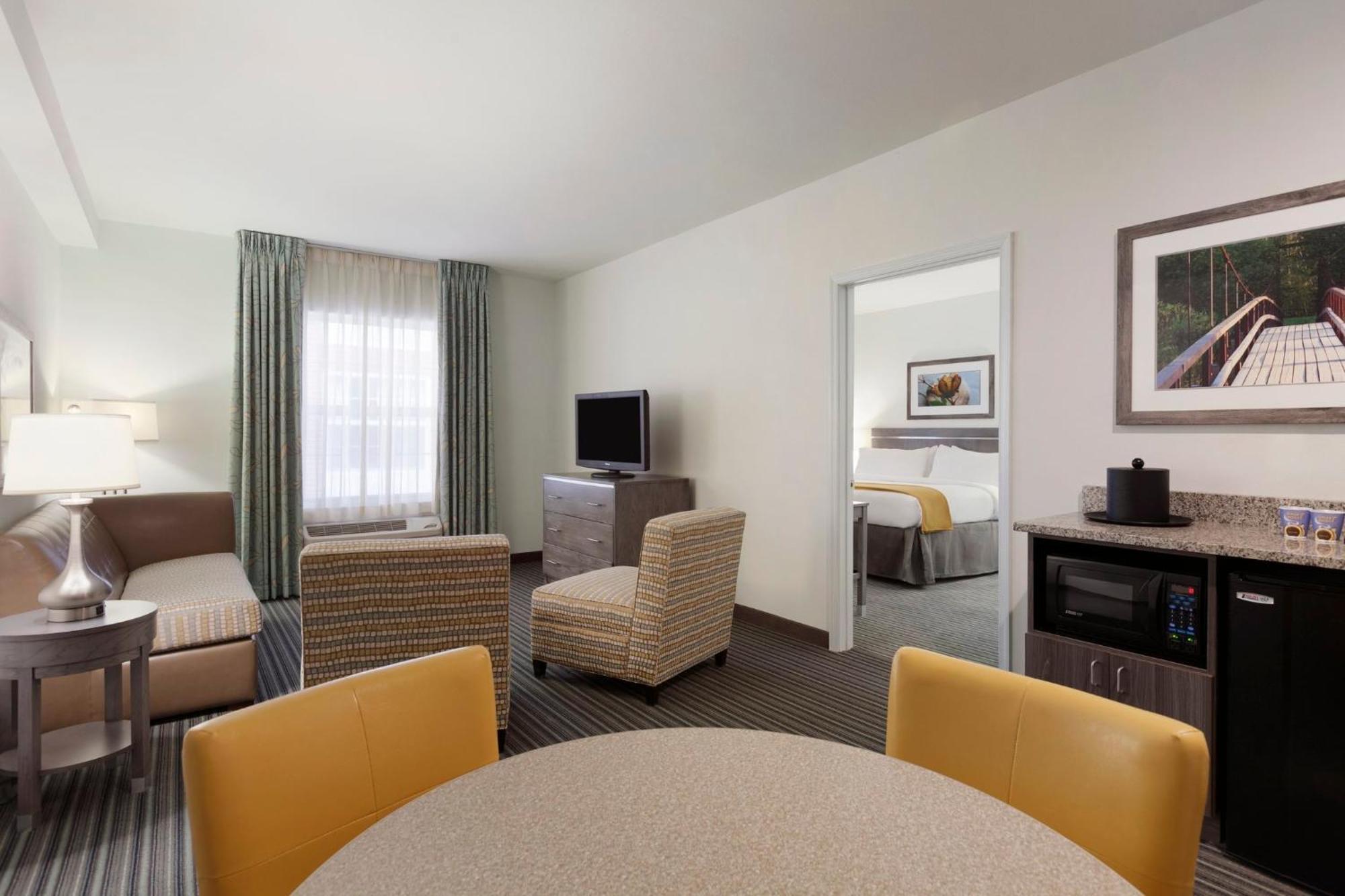 Holiday Inn Express Williamsburg North, An Ihg Hotel Bagian luar foto